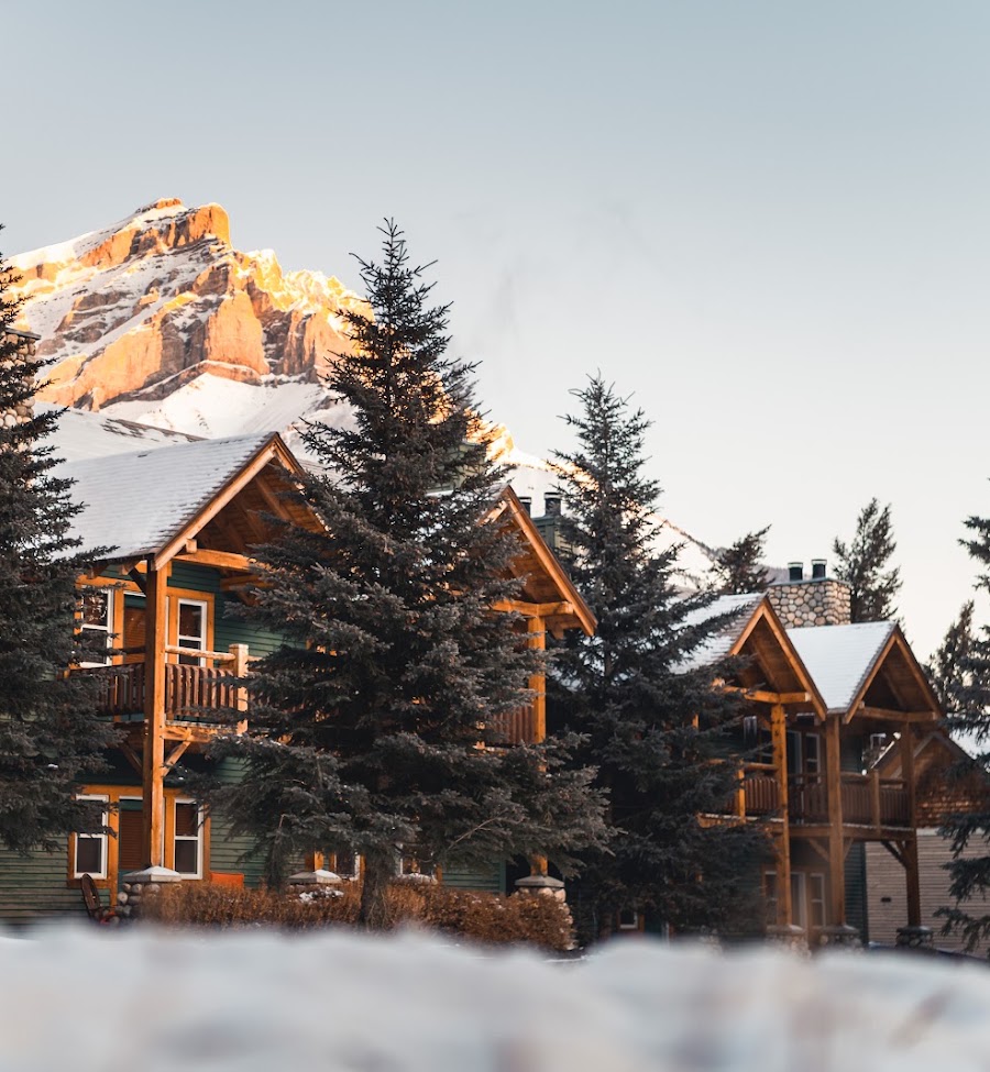 Buffalo Mountain Lodge, Tunnel Mountain, Banff