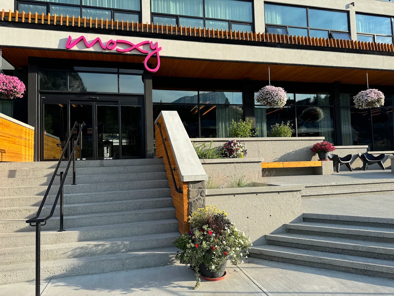 Moxy Banff transfer