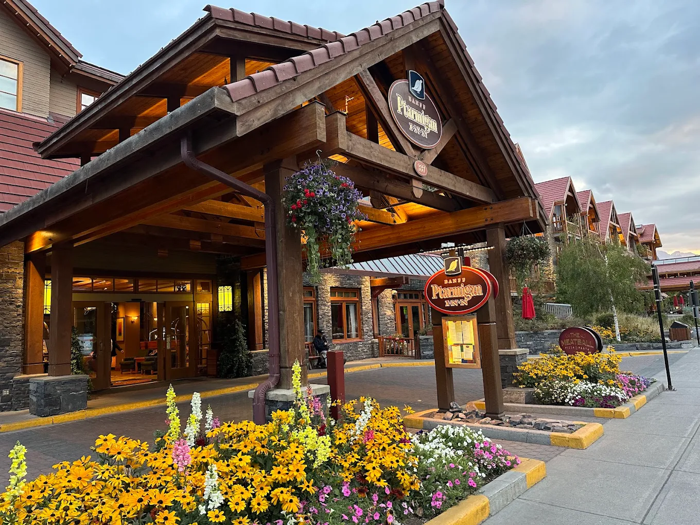 Private Transfers to Banff Ptarmigan Inn
